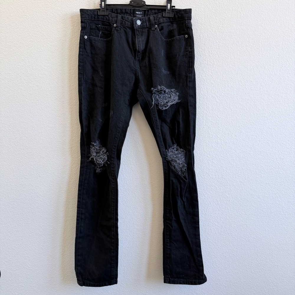 Forever 21 Mens Black Distressed Straight Leg Ripped‎ Jeans Size 32 Streetwear